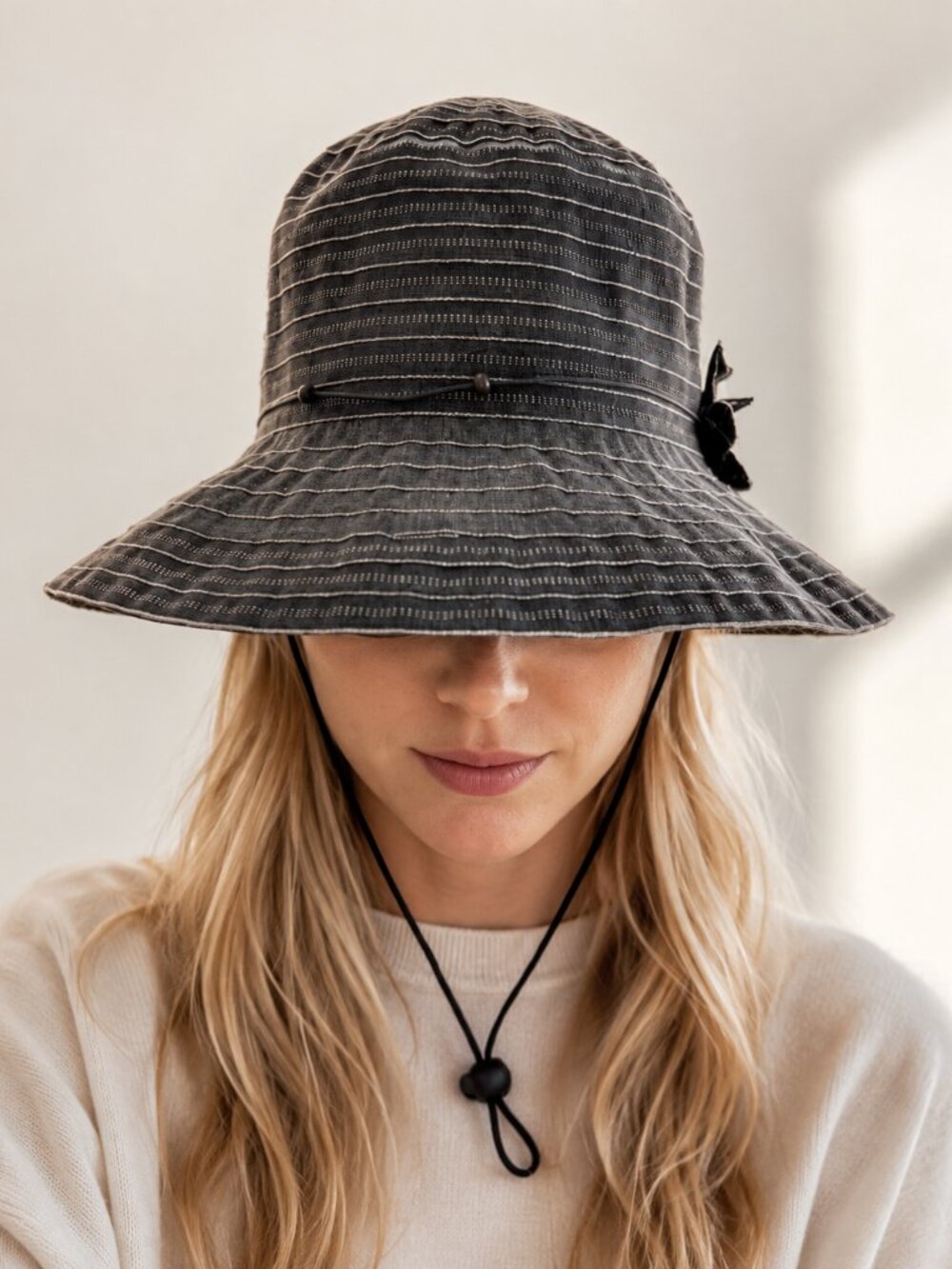 Parkhurst Grey Striped Wide Brim Sun Hat Chin Strap Beach Coastal Resort
